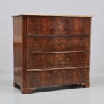 1314 1358 CHEST OF DRAWERS